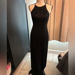 Betsy & Adam Black Lace Maxi Dress